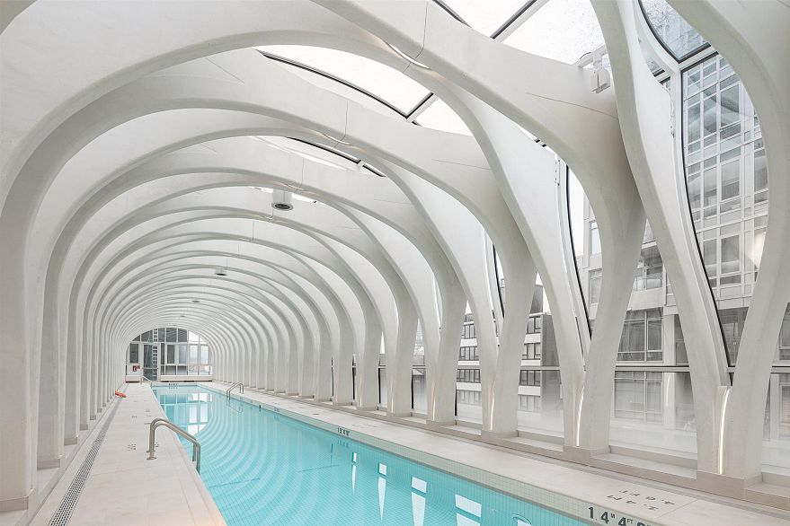 2502 1033 Nelson Street