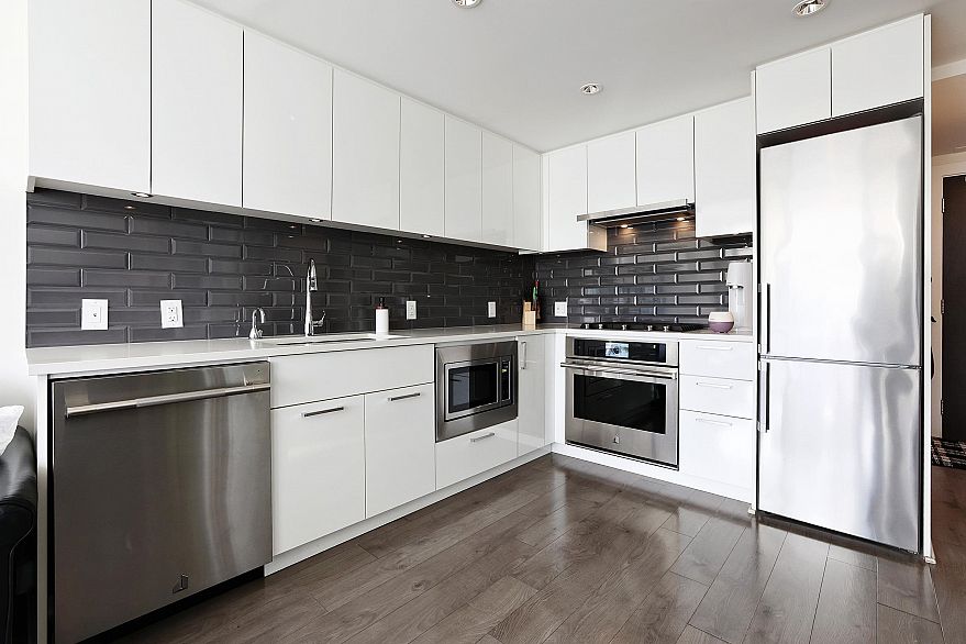 1402 8533 RIVER DISTRICT CROSSING, Vancouver BC V5S 0H2