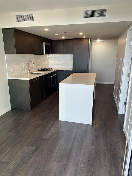 601 8238 LORD STREET, Vancouver BC V6P 0G7