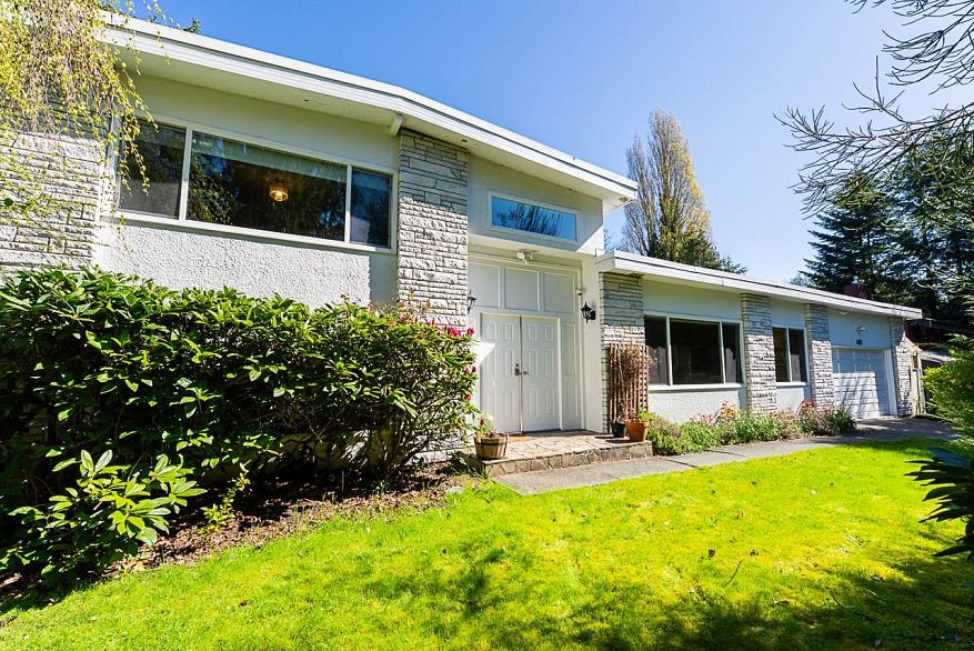 4151 TYTAHUN CRESCENT, Vancouver BC V5N 3N1