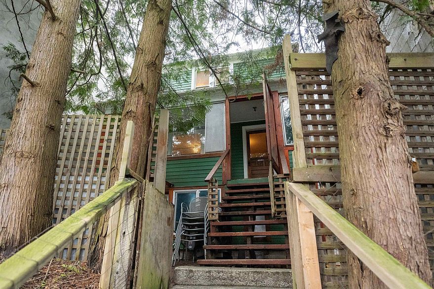 1828 TRIUMPH STREET, Vancouver BC V5L 1K3