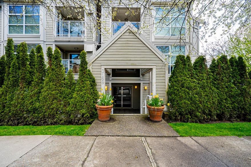 302 3168 LAUREL STREET, Vancouver BC V5Z 3T8