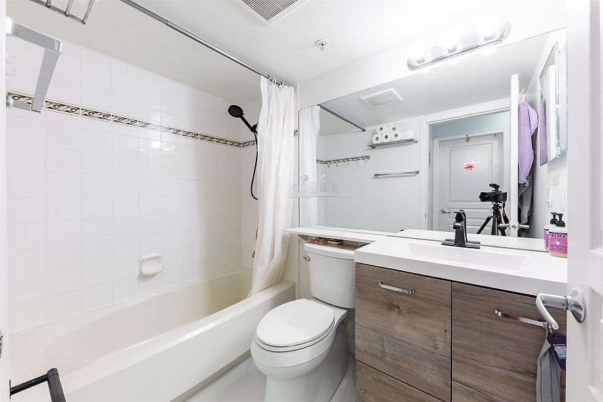 408 5288 Melbourne Street