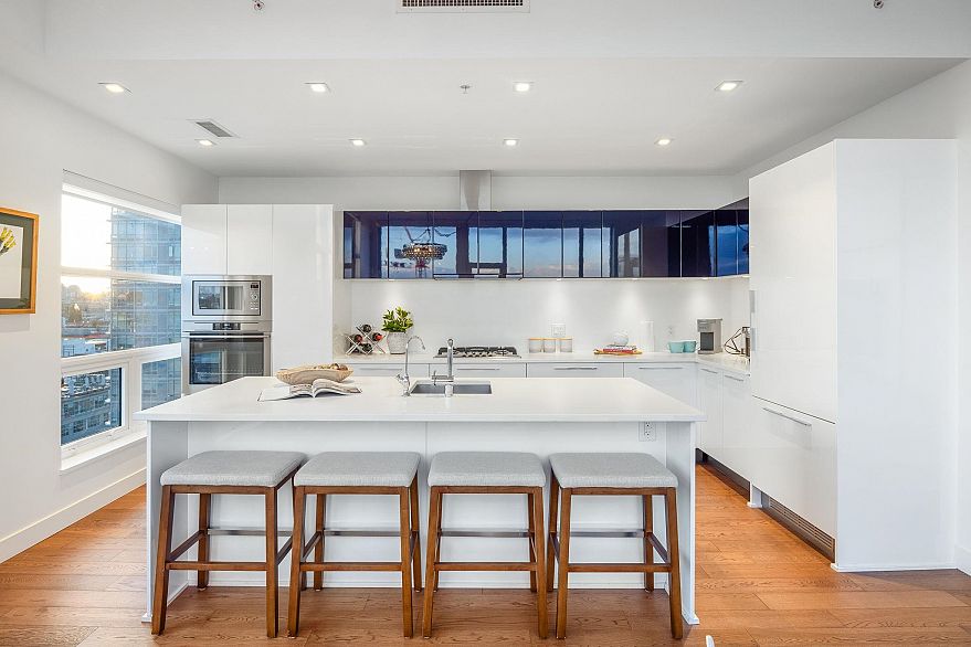 1601 108 E 1ST AVENUE, Vancouver BC V5T 0E4