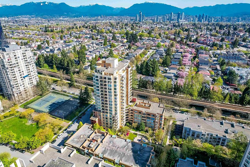 408 5288 Melbourne Street