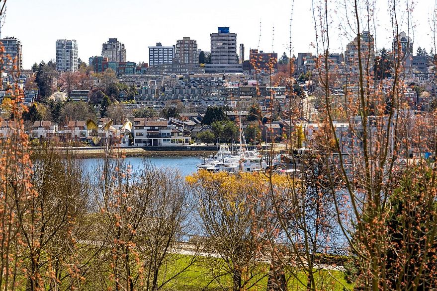 301 638 BEACH CRESCENT, Vancouver BC V6Z 3H4