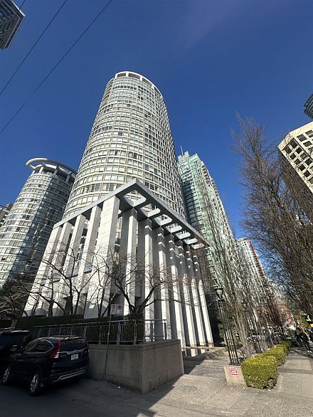 1106 1200 Alberni Street