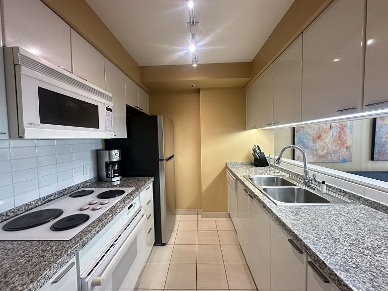 1106 1200 Alberni Street