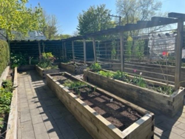 205 3333 Main Street