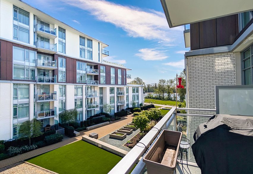 301 3188 Riverwalk Avenue