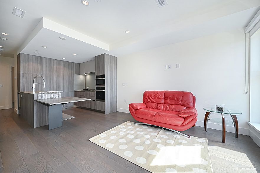 153 W 41ST AVENUE, Vancouver BC V5Y 0N1