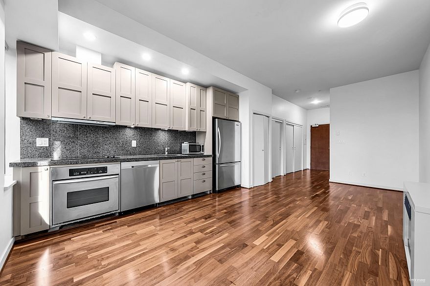 1010 1333 W GEORGIA STREET, Vancouver BC V6E 4V3