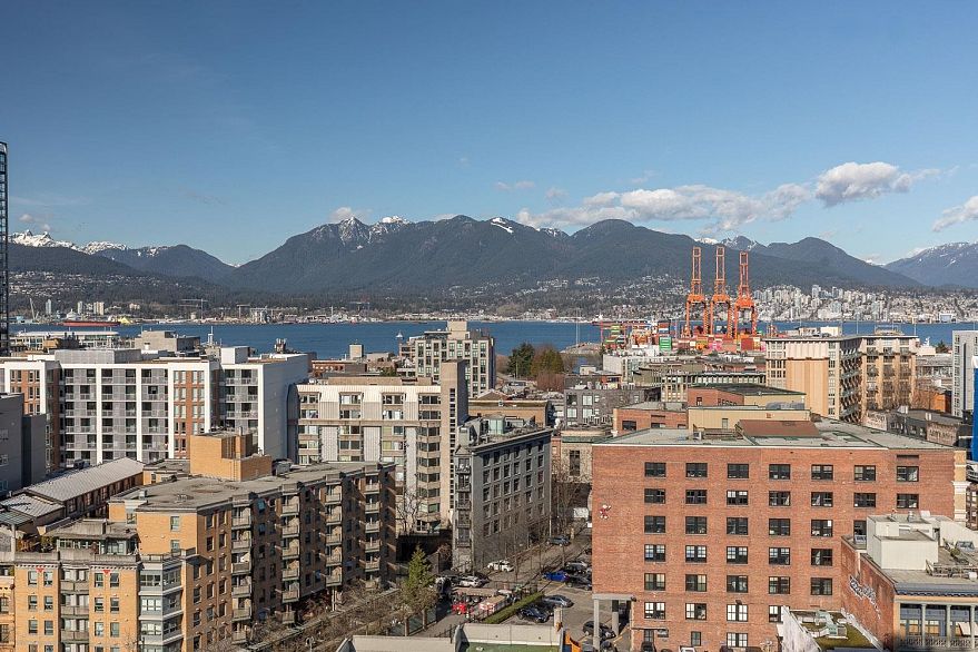 1905 550 TAYLOR STREET, Vancouver BC V6B 1R1