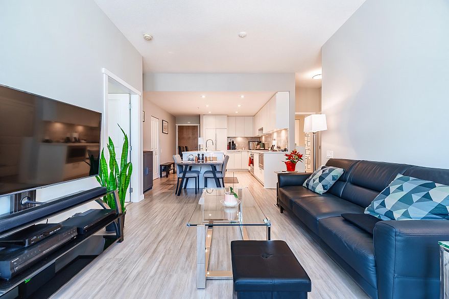 301 3188 Riverwalk Avenue