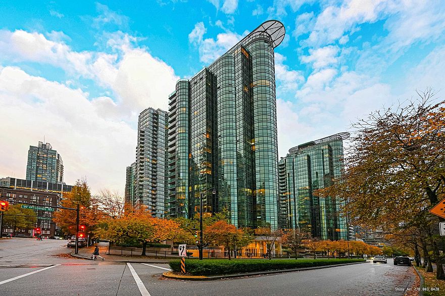 1404 555 JERVIS STREET, Vancouver BC V6E 4N1