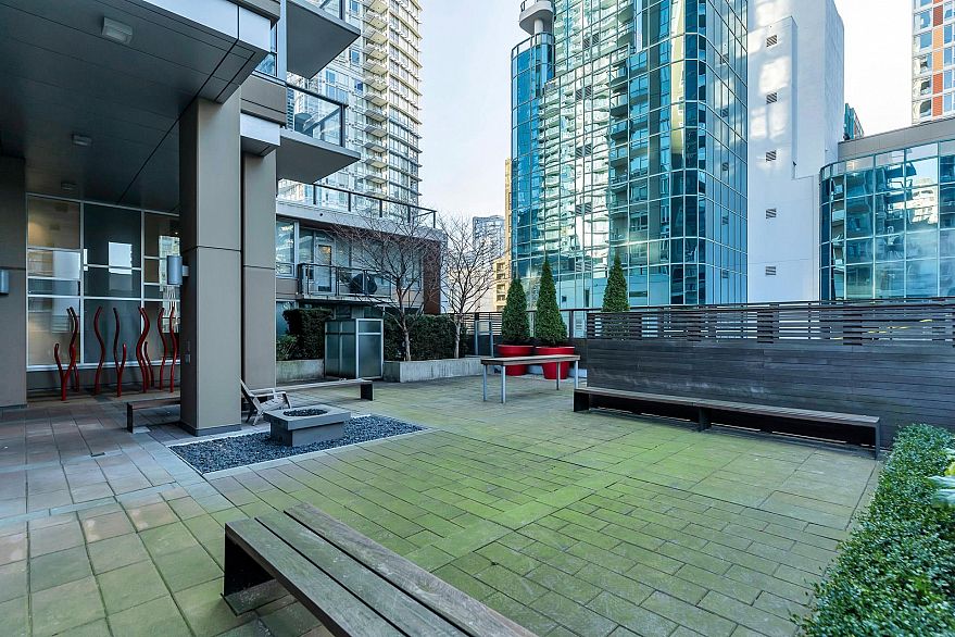 201 1308 Hornby Street