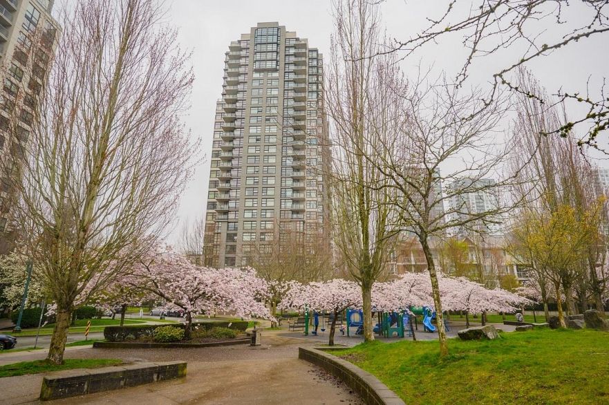 410 5380 OBEN STREET, Vancouver BC V5R 6H7