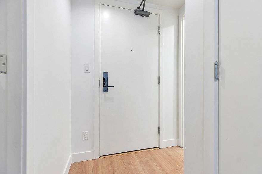 201 1308 Hornby Street