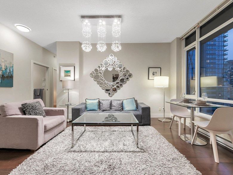 PH4 1088 RICHARDS STREET, Vancouver BC V6B 0J8