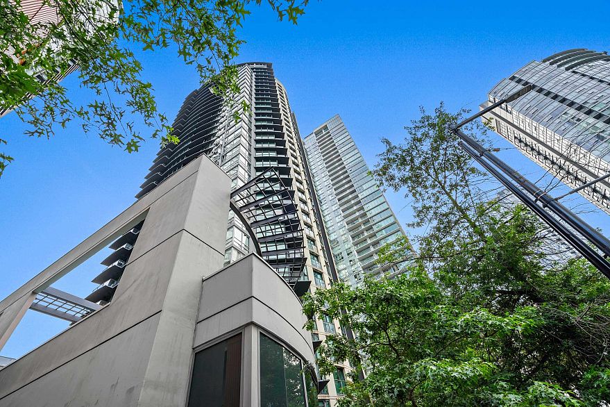 2006 501 PACIFIC STREET, Vancouver BC V6Z 2X6