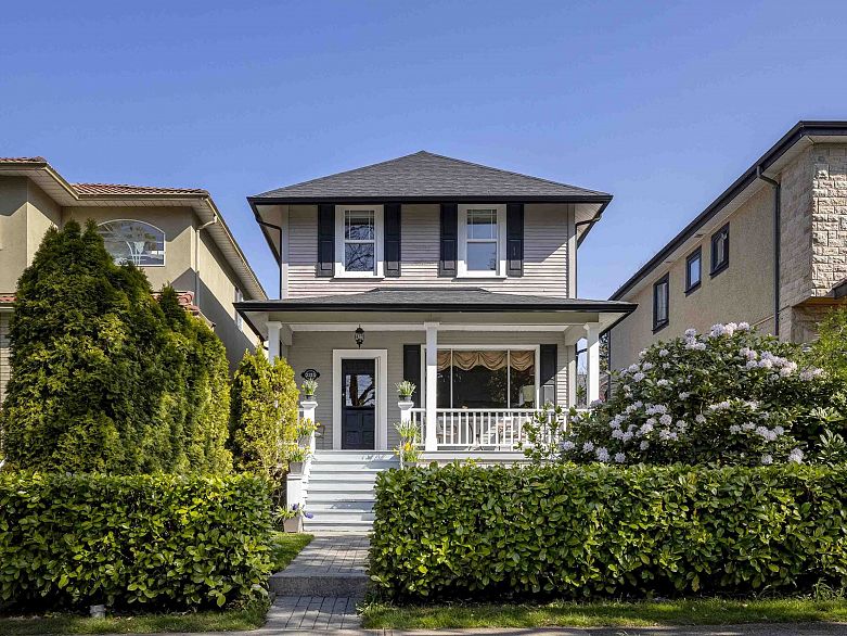 3215 W 39TH AVENUE, Vancouver BC V6N 2Z9