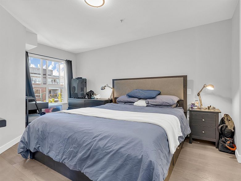 403 2929 W 4th Avenue