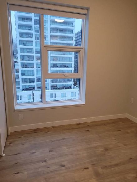 807 3430 E Kent Avenue South