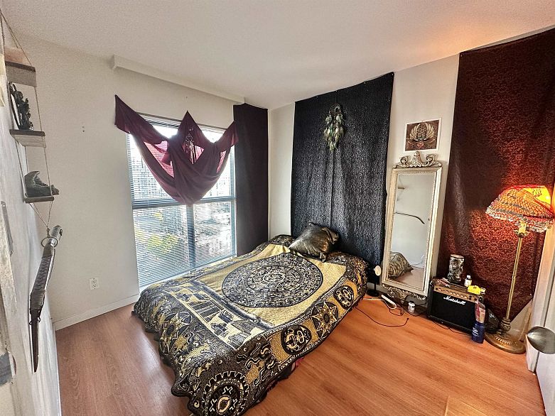 1205 1188 Howe Street