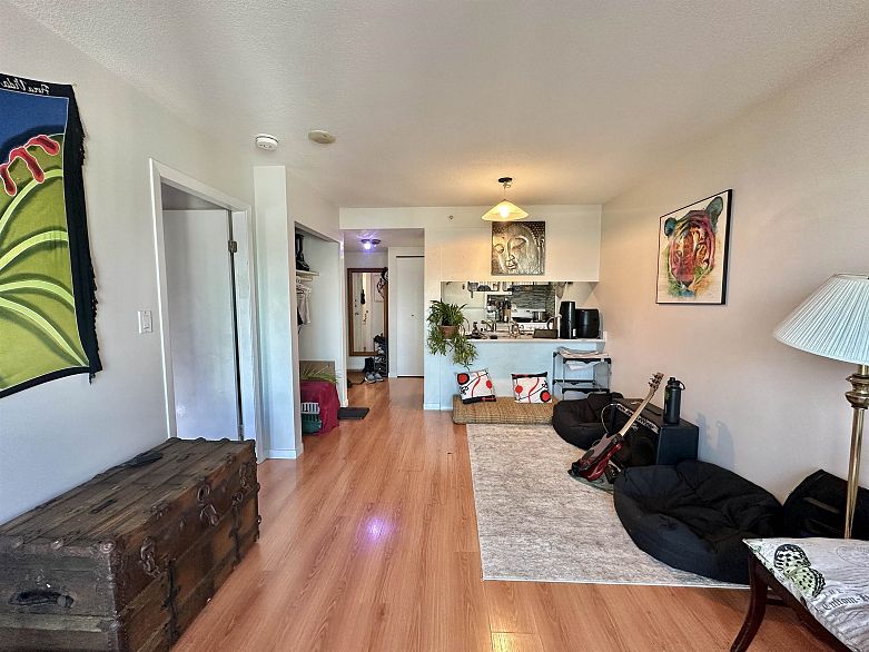 1205 1188 Howe Street