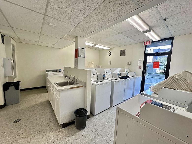 1205 1188 Howe Street