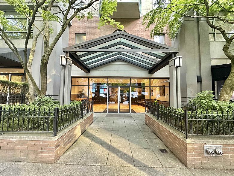 1205 1188 Howe Street