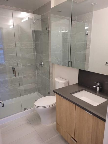 807 3430 E Kent Avenue South