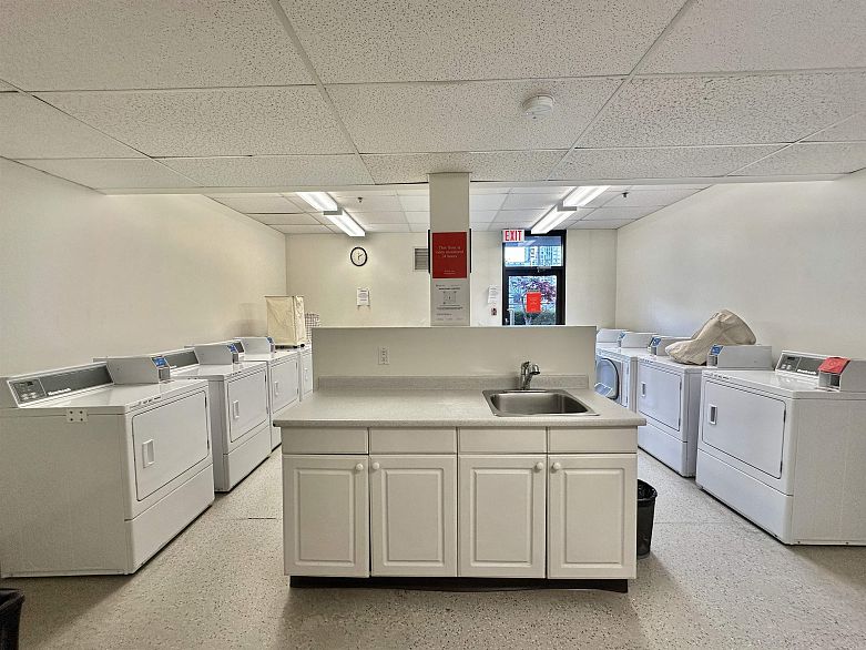 1205 1188 Howe Street