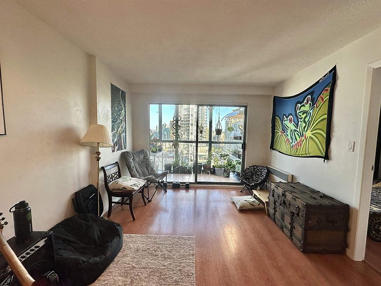 1205 1188 Howe Street