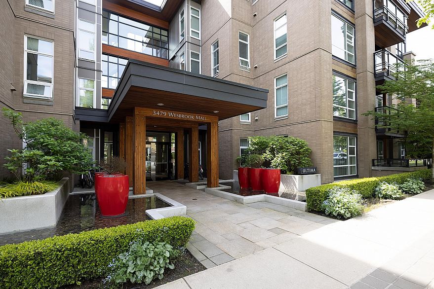 PH13 3479 WESBROOK MALL, Vancouver BC V6S 0B7