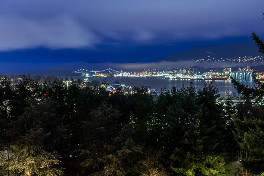 3537 Cambridge Street