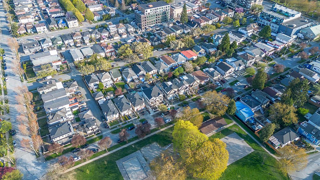 5347 Mckinnon Street