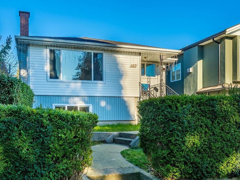 447 E 30TH AVENUE, Vancouver BC V5V 2V5