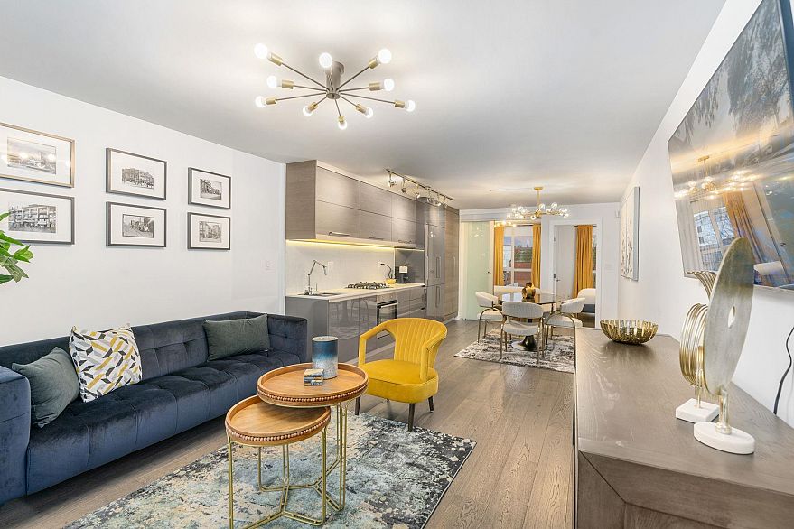 608 189 KEEFER STREET, Vancouver BC V6A 0C8
