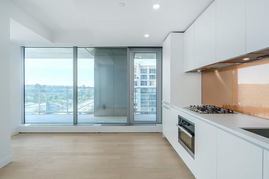 2102 1480 Howe Street