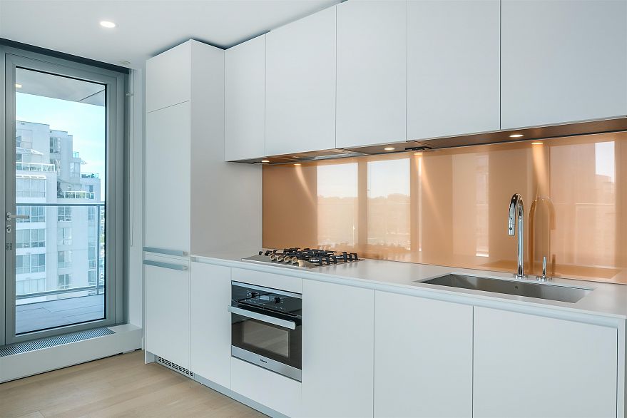 2102 1480 Howe Street