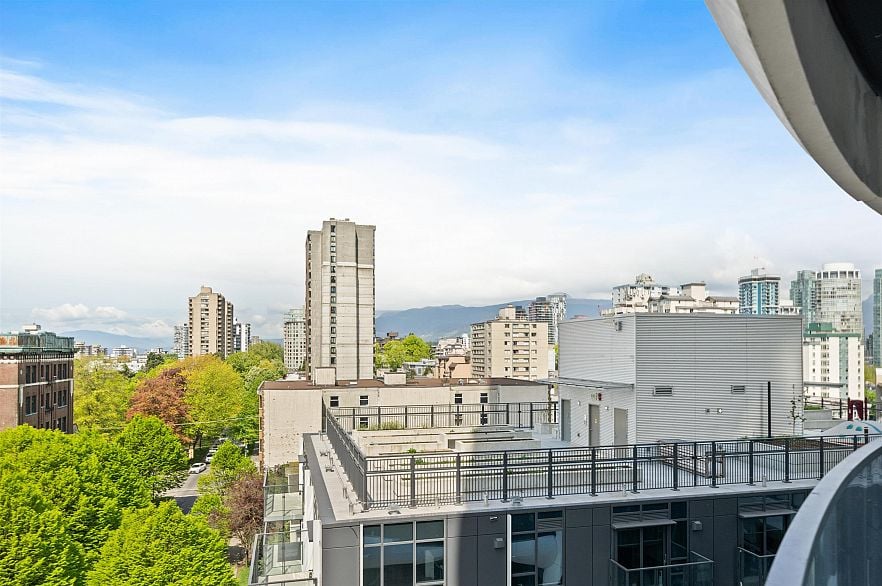 803 1033 NELSON STREET, Vancouver BC V6E 0E5