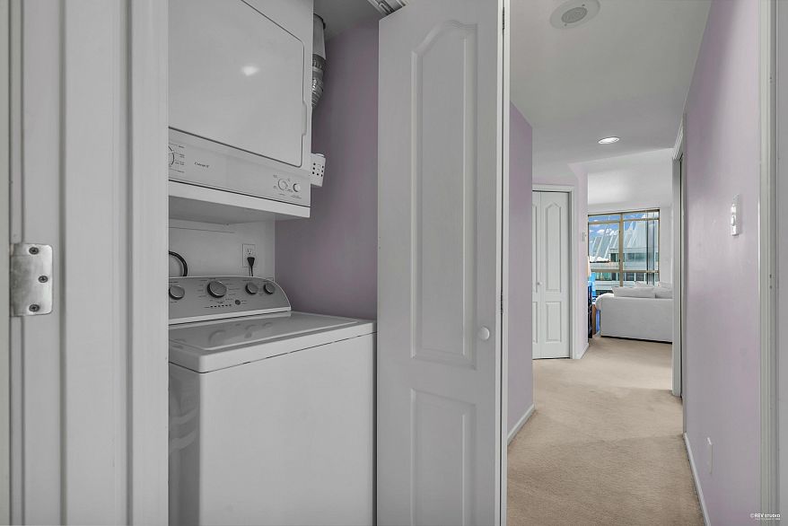 1303 867 Hamilton Street