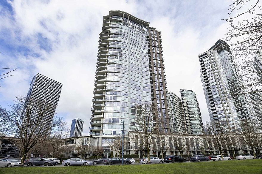 3207 583 BEACH CRESCENT, Vancouver BC V6Z 3E6