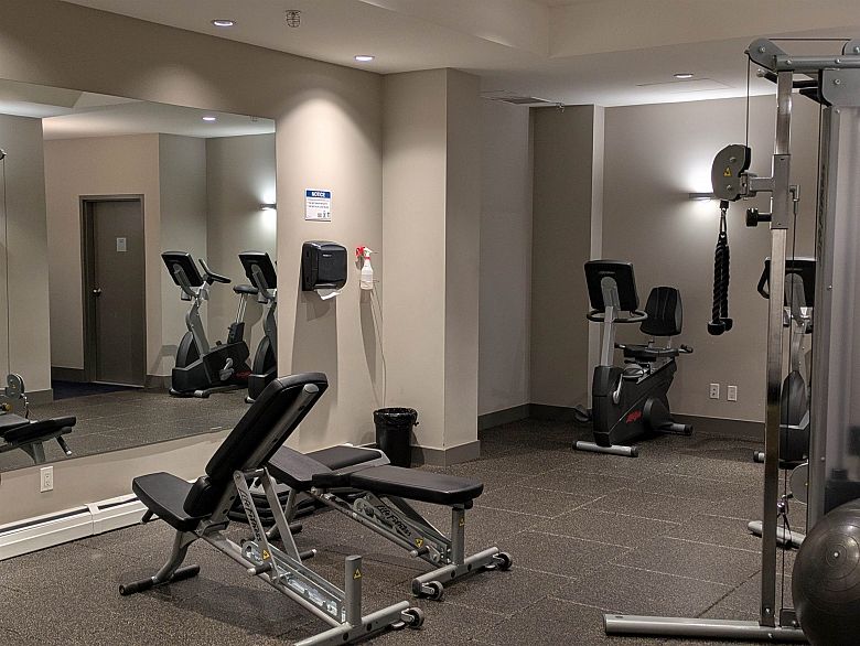 1404 138 W 1st Avenue