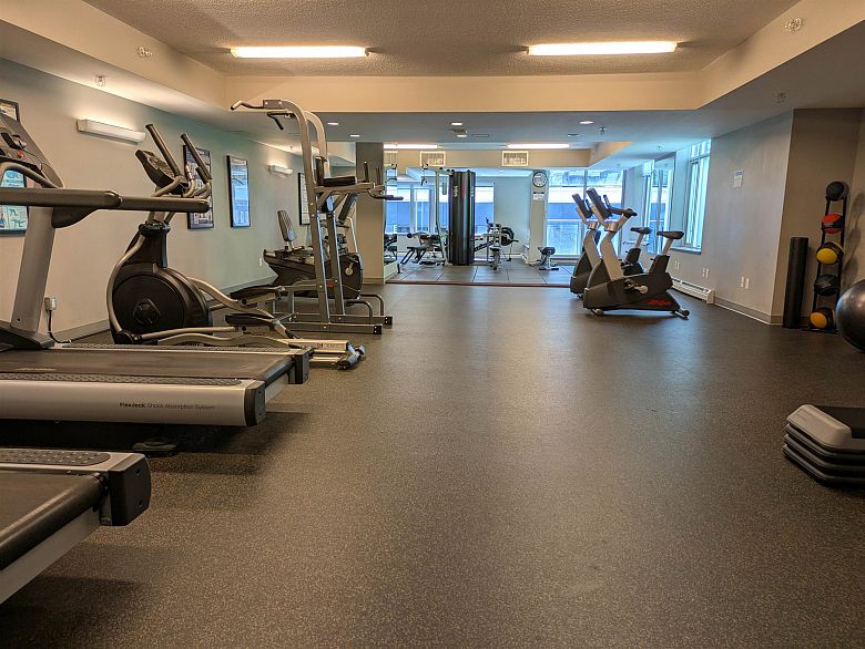 1404 138 W 1st Avenue