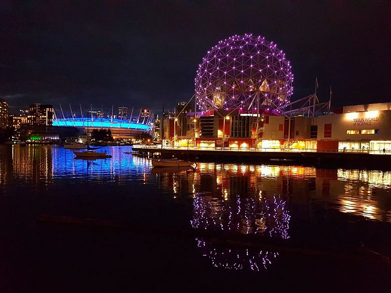 1404 138 W 1st Avenue