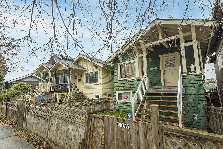 1227 E 22ND AVENUE, Vancouver BC V5V 1W7