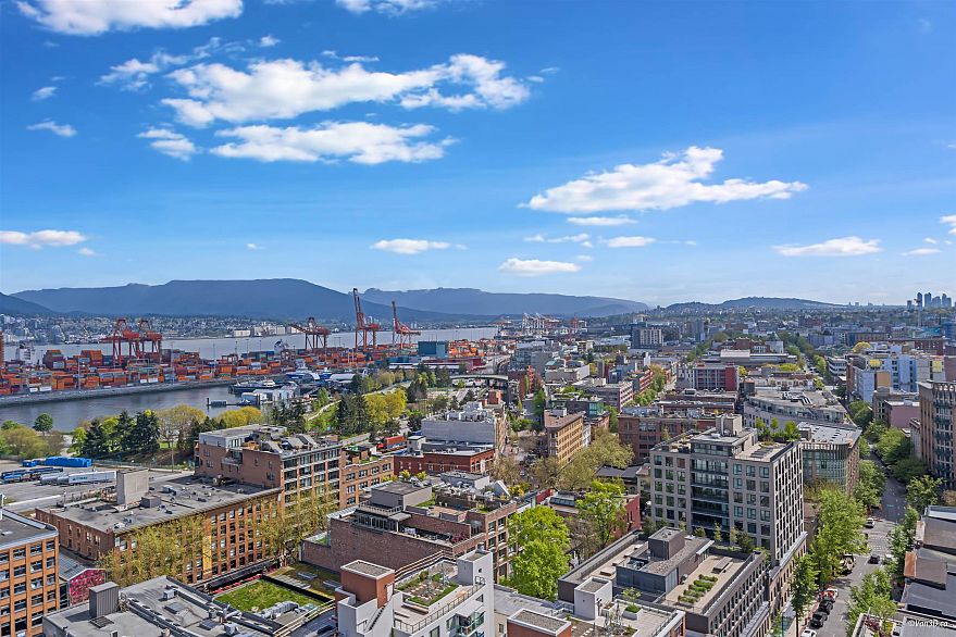 2002 108 W CORDOVA STREET, Vancouver BC V6B 0G5