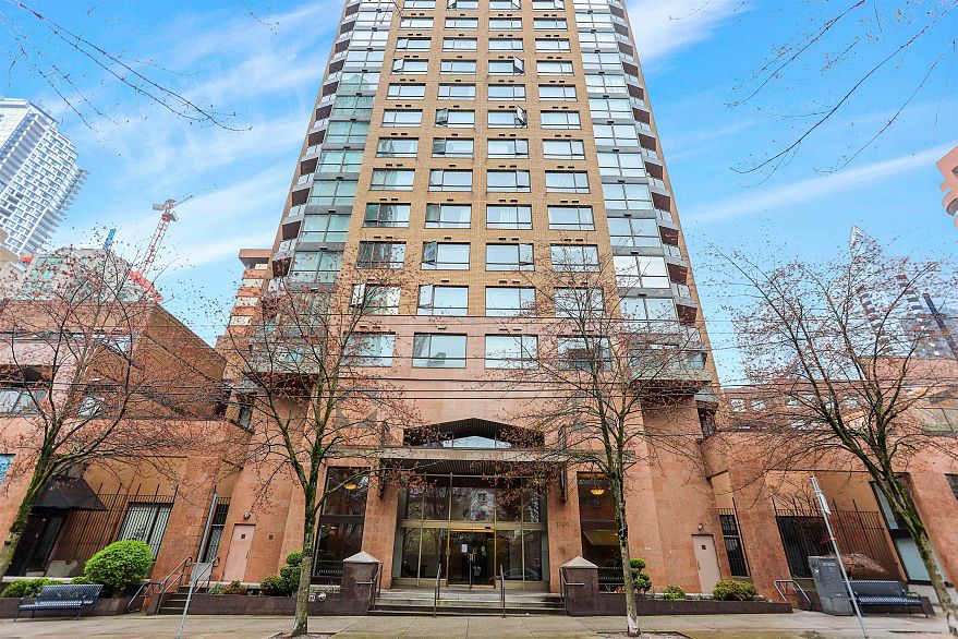 214 1189 Howe Street